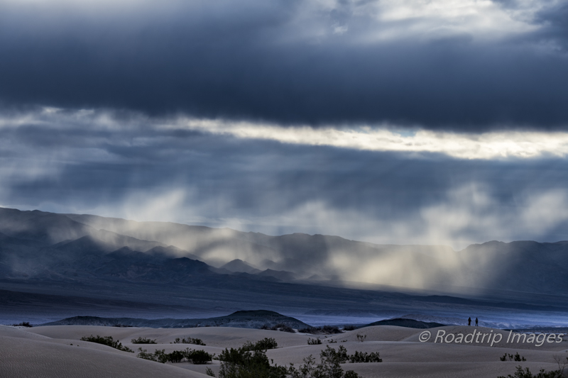 Mesquite Dunes Light Beams